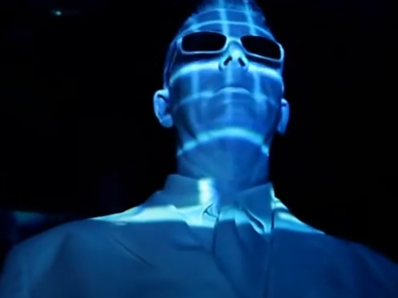  Multimediale Show mit Laser, Holo-Effekten und Videokoffer  | Agentur für Atemberaubende Akzente 